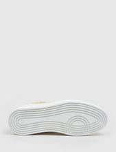 Load image into Gallery viewer, Filling Pieces Low Top Fundament (Suede) - Sand