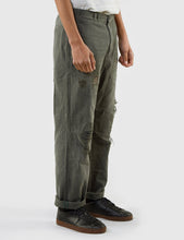 Load image into Gallery viewer, Levis Vintage Clothing Tab Twills Chino - Green Flash