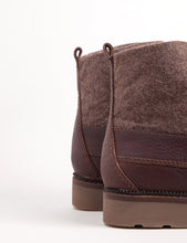 Load image into Gallery viewer, Pointer Calum Boot - Brunette/Dark Gum
