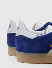 Load image into Gallery viewer, adidas Gazelle Trainers (Suede) - Unity Ink Blue, Metallic Silver & Gum