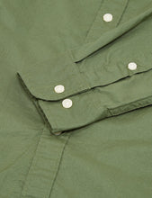 Load image into Gallery viewer, Lee Button Down Shirt - Military Green