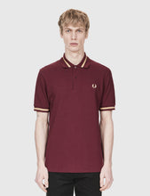 Load image into Gallery viewer, Fred Perry Single Tipped Polo Shirt - Aubergine
