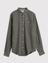 Load image into Gallery viewer, Norse Projects Osvald Brushed Flannel Shirt - Dried Olive