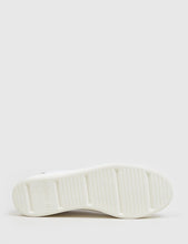 Load image into Gallery viewer, adidas Court Vantage (S76199) - White