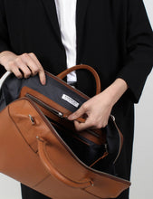 Load image into Gallery viewer, Sandqvist Dustin Briefcase 15" (Leather) - Cognac Brown