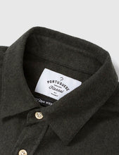Load image into Gallery viewer, Portuguese Flannel Teca Shirt - Green