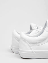 Load image into Gallery viewer, Vans Old Skool - True White
