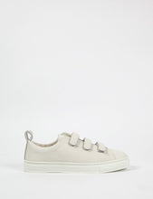 Load image into Gallery viewer, Buddy Bull Terrier Chubby 3-Strap Trainers - White
