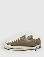 Load image into Gallery viewer, Converse 70's Chuck Taylor Low (Canvas) - Surplus Green
