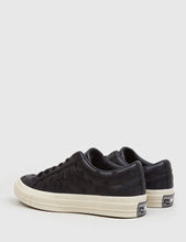 Load image into Gallery viewer, Converse One Star '74 (Polkadot Leather) - Black
