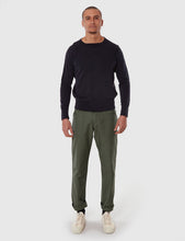 Load image into Gallery viewer, Levis Vintage Clothing Bay Meadows Sweatshirt - Black
