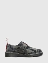 Load image into Gallery viewer, Dr Martens x Staple Pigeon 1461 (Suede) - Camo
