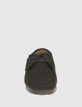 Load image into Gallery viewer, Clarks Originals Wallabee - Black
