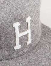 Load image into Gallery viewer, Huf Classic H Wool Snapback Cap - Grey Heather
