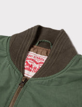 Load image into Gallery viewer, Levis Thermore Bomber - Vineyard Green
