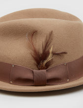 Load image into Gallery viewer, Bailey Tino Felt Crushable Trilby Hat (Wool) - Camel
