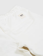 Load image into Gallery viewer, Wemoto Levin Sweat Shorts - Off White
