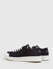 Load image into Gallery viewer, Good News Bagger Low Trainers (Canvas) - Black

