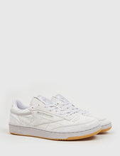 Load image into Gallery viewer, Reebok Club C 85 Suede (BD1886) - White
