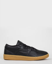 Load image into Gallery viewer, Reebok Workout Low Clean FVS - Black
