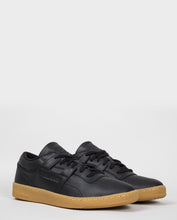 Load image into Gallery viewer, Reebok Workout Low Clean FVS - Black
