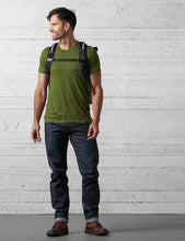 Load image into Gallery viewer, Chrome Yalta 2.0 Backpack - 3M Night/Black
