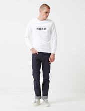 Load image into Gallery viewer, A.P.C. Hiver 87 Sweatshirt - White
