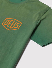 Load image into Gallery viewer, Deus Ex Machina Sunbleached Venice T-Shirt - Shamrock Green
