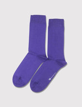 Load image into Gallery viewer, Democratique Solid Socks - Deep Purple
