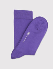 Load image into Gallery viewer, Democratique Solid Socks - Deep Purple
