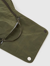 Load image into Gallery viewer, Folk New Pocket Backpack - Field Green
