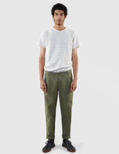 Load image into Gallery viewer, Folk The Assembly Trousers - Field Green
