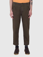 Load image into Gallery viewer, Folk The Assembly Trousers - Military Green
