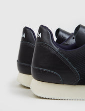 Load image into Gallery viewer, Veja Holiday B Mesh Trainers - Black
