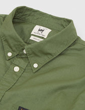 Load image into Gallery viewer, Lee Button Down Shirt - Military Green
