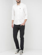 Load image into Gallery viewer, Lee Button Down Shirt - Cloud Dancer
