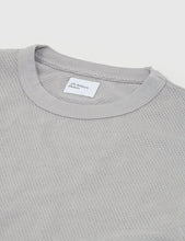Load image into Gallery viewer, Les Basics Le Long Sleeve T-Shirt - Grey
