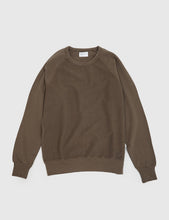Load image into Gallery viewer, Les Basics Le Sweatshirt - Army Green

