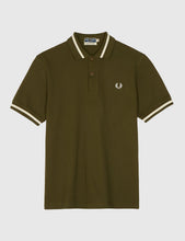 Load image into Gallery viewer, Fred Perry Single Tipped Polo Shirt - Hunting Green
