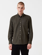 Load image into Gallery viewer, Barbour Don Flannel Shirt - Dark Olive
