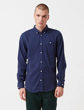 Load image into Gallery viewer, Norse Projects Osvald Brushed Flannel Shirt - Navy
