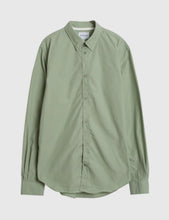 Load image into Gallery viewer, Norse Projects Osvald Poplin Shirt - Perimeter Green

