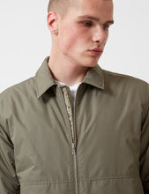 Load image into Gallery viewer, Norse Projects Elliot Nylon Jacket - Moss Green
