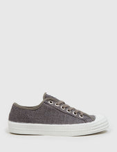 Load image into Gallery viewer, Novesta Star Master Pure Trainers - Houndstooth Tweed
