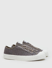 Load image into Gallery viewer, Novesta Star Master Pure Trainers - Houndstooth Tweed
