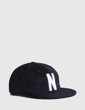 Load image into Gallery viewer, Norse Projects Norse Wool Cap - Navy Blue
