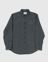 Load image into Gallery viewer, Portuguese Flannel Rude Shirt - Green
