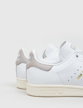 Load image into Gallery viewer, adidas Stan Smith Leather (S75075) - White/Granite Grey

