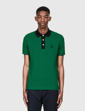Load image into Gallery viewer, Fred Perry x Raf Simons Short Sleeve Pique Shirt - Green
