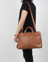 Load image into Gallery viewer, Sandqvist Dustin Briefcase 15" (Leather) - Cognac Brown

